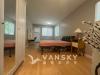 温哥華西區主人臥室連私浴室一流地理位置交通購物方便学院生首選